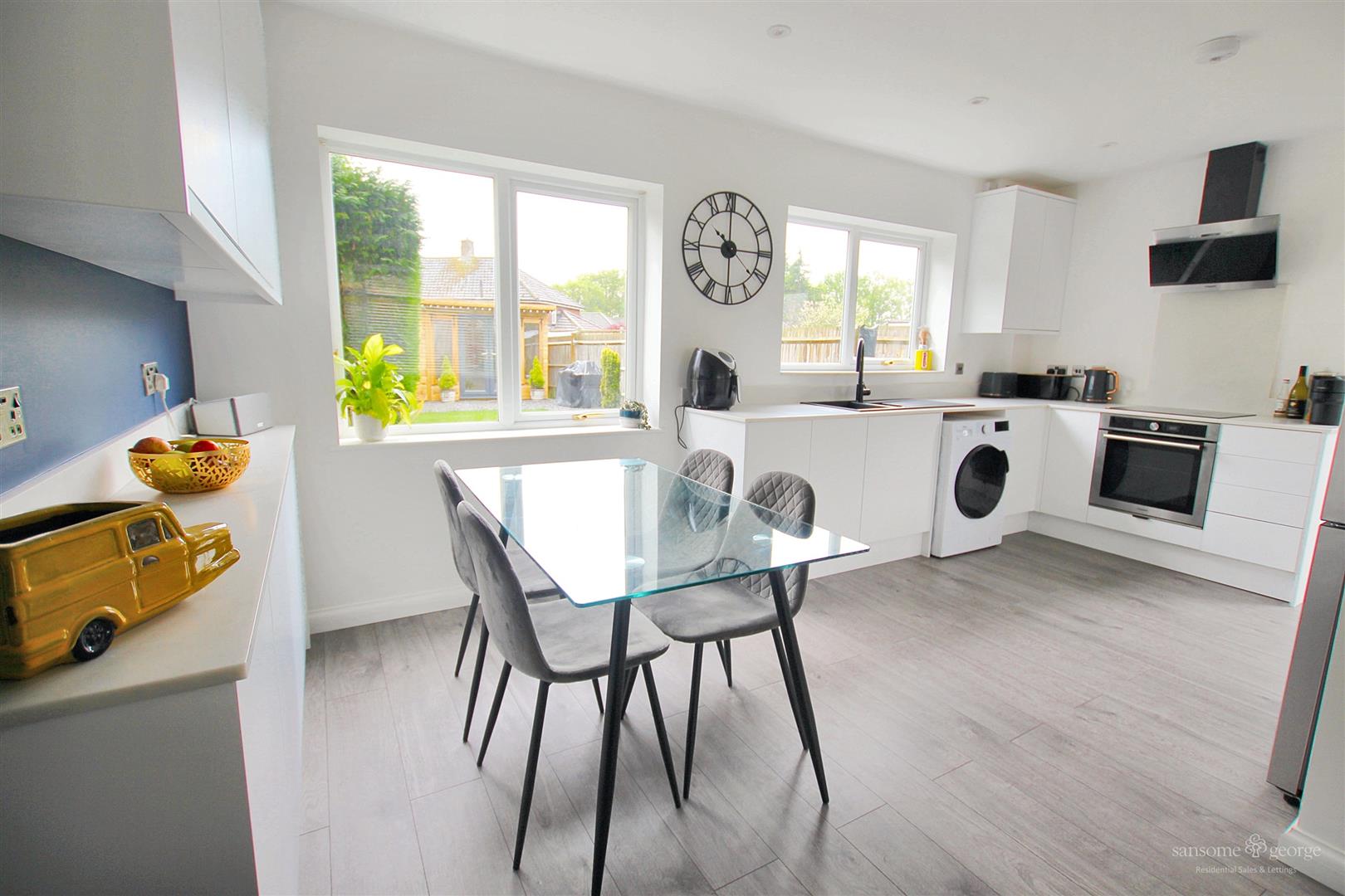 Burlington Road, Tilehurst, Reading